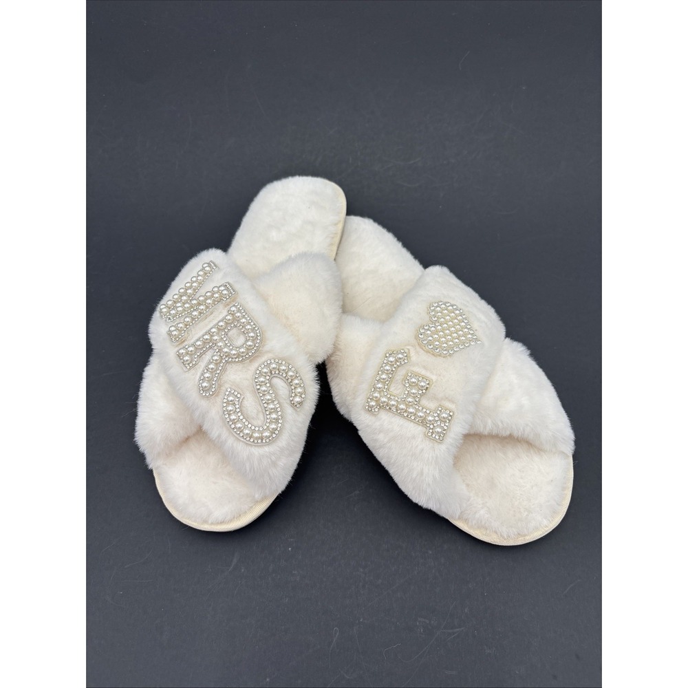 Bride "Mrs G" Pearl Patch Fuzzy White Bridal Slippers  Size 40/41 Bridal